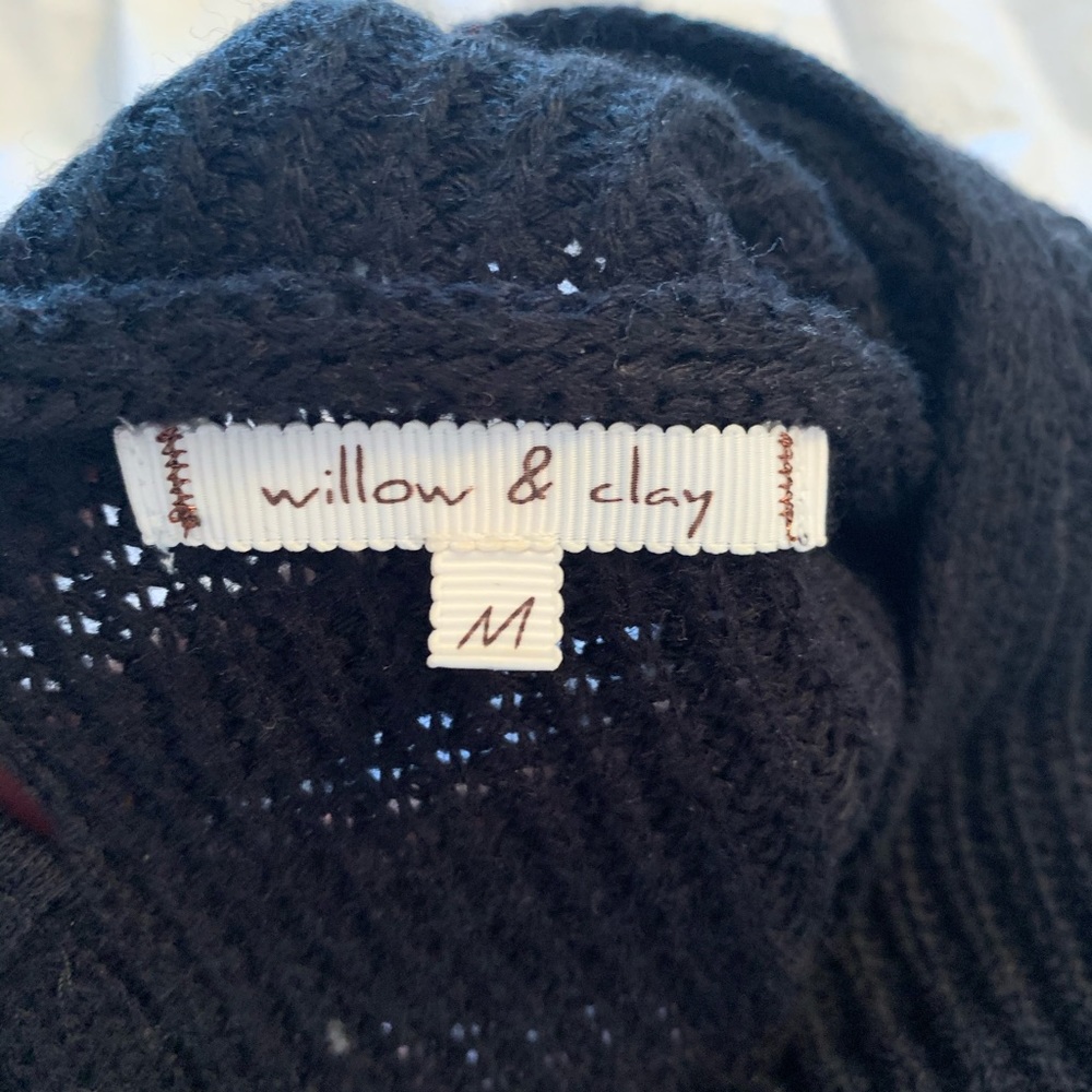 Willow & Clay black sweater w/ back lace up detail - Picture 4 of 7